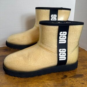 Ugg Classic Clear Rain Boots Women’s Size 10 Waterrpoof Cream Black Sherpa Lined